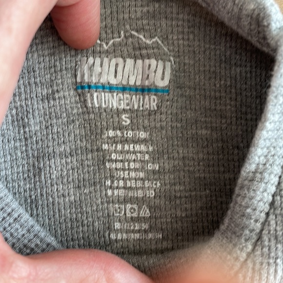 Khombu long sleeve t shirt - Picture 2 of 4